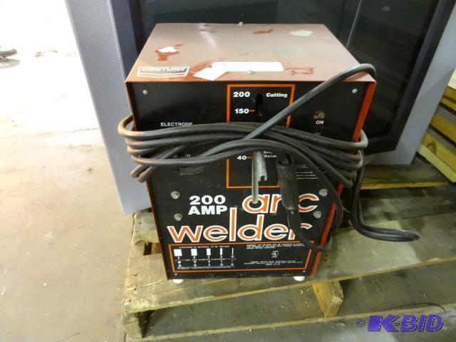 lot 229 image: Century arc welder. 200 amp. 220 volt...