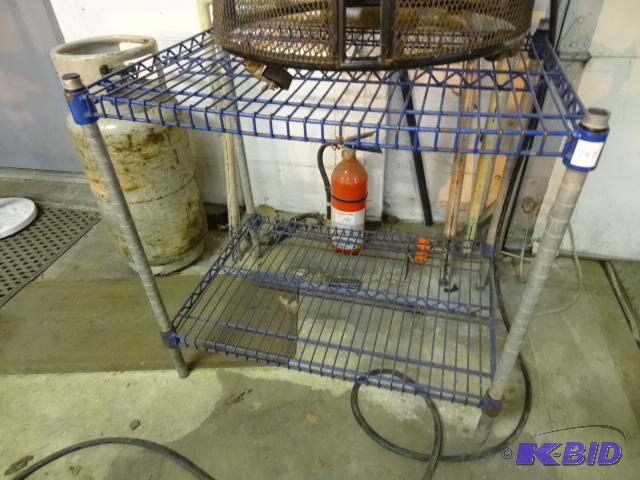 lot 267 image: Wire shelf unit. 29 x 21 x 30...