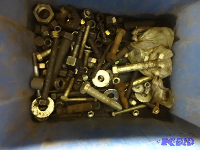 lot 321 image: Misc large nuts and bolts...