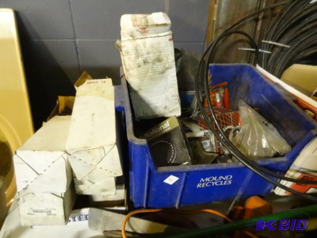 lot 336 image: Misc auto and truck repair parts....