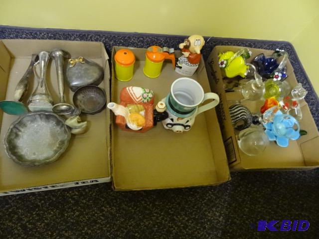 lot 361 image: Silver plate items. Decorative glassware...