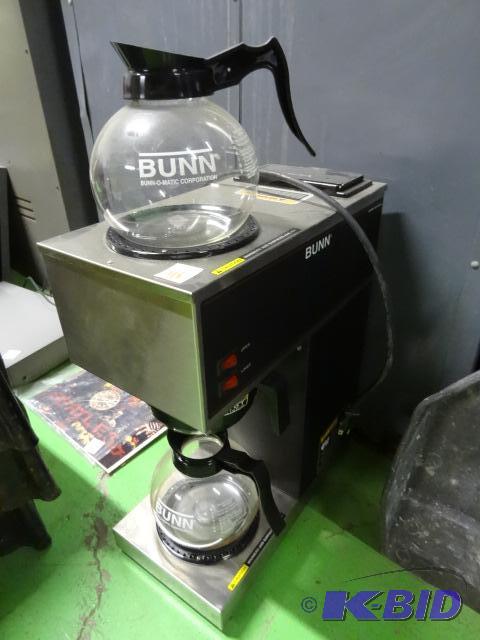 lot 48 image: Bunn commercial coffee maker. 33 200.0001. NS...