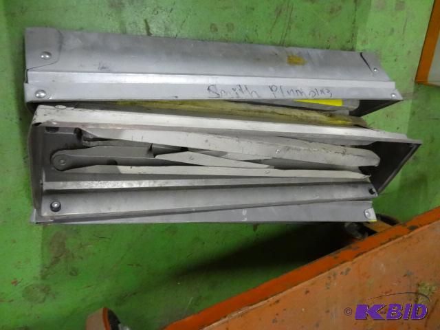 lot 67 image: 3 fold up metal saw horses....