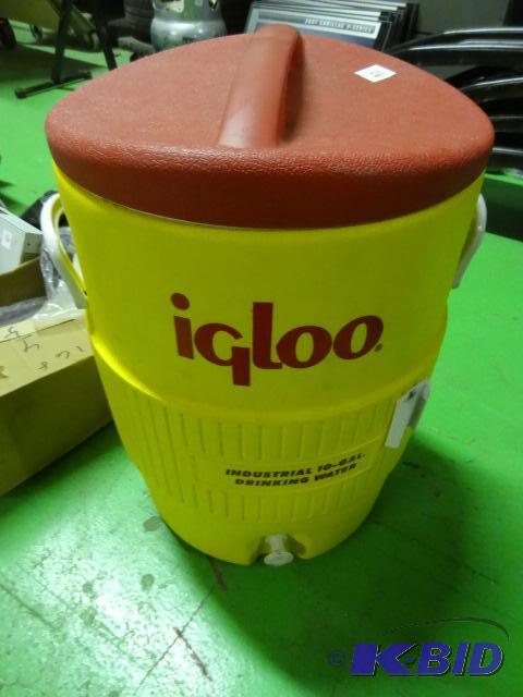 lot 92 image: Igloo industrial 10 gal drinking water cooler...
