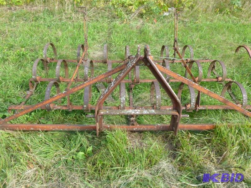 lot 18 image: Vintage Ford Three Point 8 Foot Spring Tooth ...