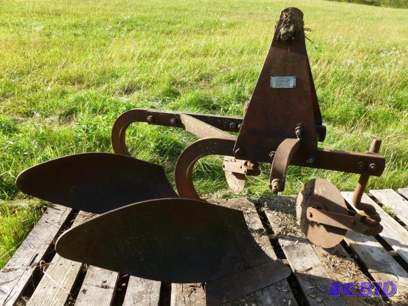 lot 28 image: Vintage Dearborn Two Bottom Plow Model 10-156...