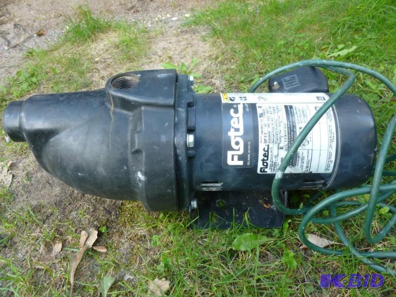 lot 9 image: Flotec&nbsp34 h.p jet pump, tested and runs...