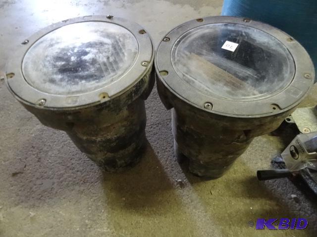 lot 20 image: In ground spot light. Weather proof. Qty 2...