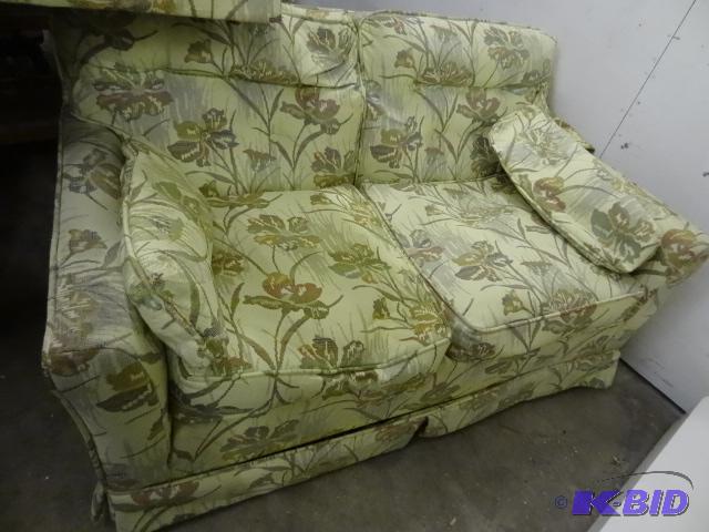 lot 77 image: 2 piece couch and love seat set. Good shape....