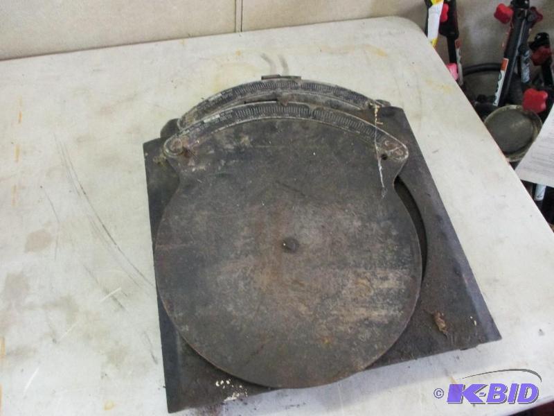 2 alignment swivel plates...