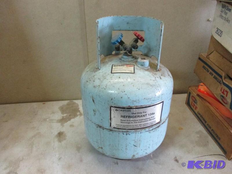 R134 Freon, feels full...