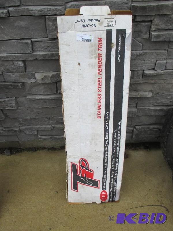 94-01 Dodge PU fender trim...