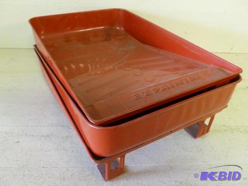 lot 108 image: Lot of three EZ Paintr metal paint trays, doe...