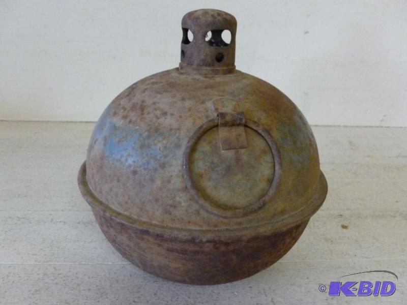lot 25 image: Vintage Dietz steel highway flare - torch, so...