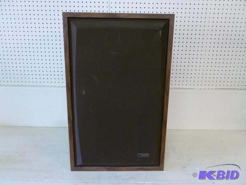 lot 6 image: Large Fisher wood encased&nbsptower speaker ...