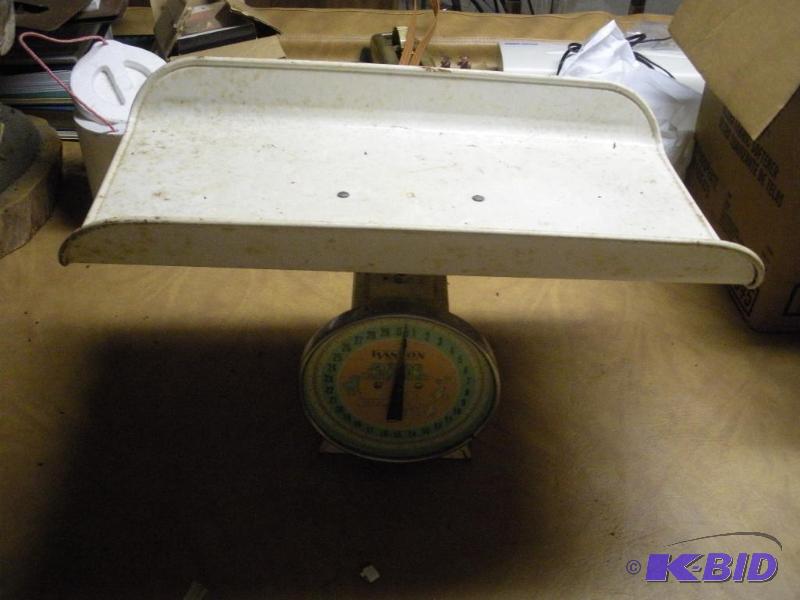 Vintage Baby Scale