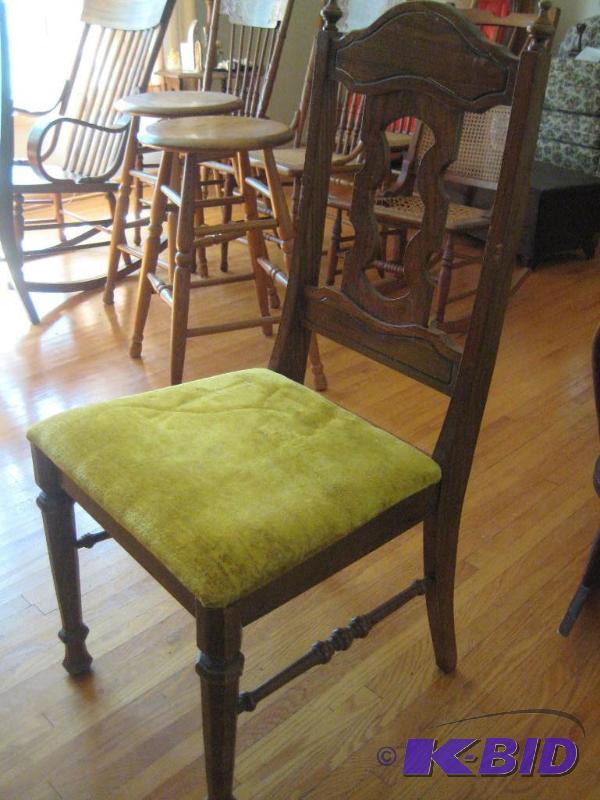 Ornate Green Velvet Style Seat Chair