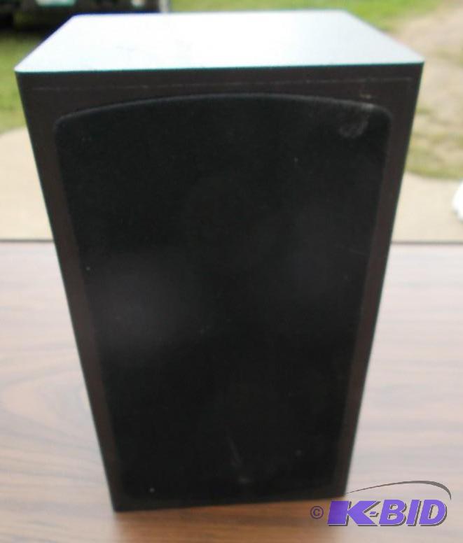 Triad Single Satellite Speaker System. In Goo...