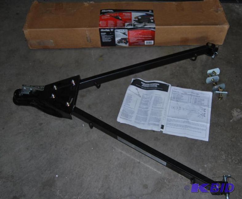 lot 37 image: Master Lock Heavy-duty Adjustable Tow Bar wit...