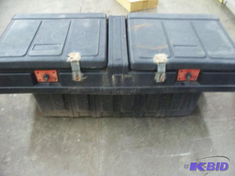 lot 16 image: Truck tool box...