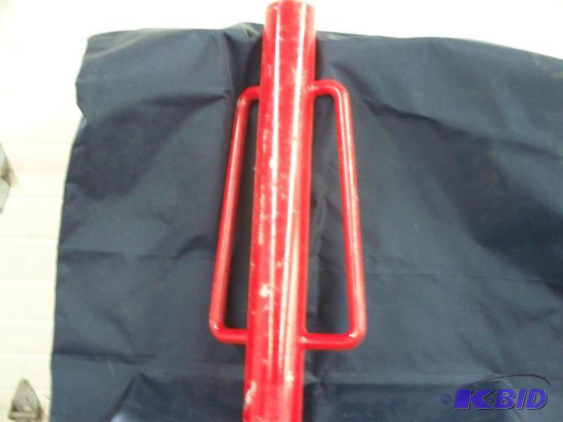 lot 25 image: Fence post pounder...