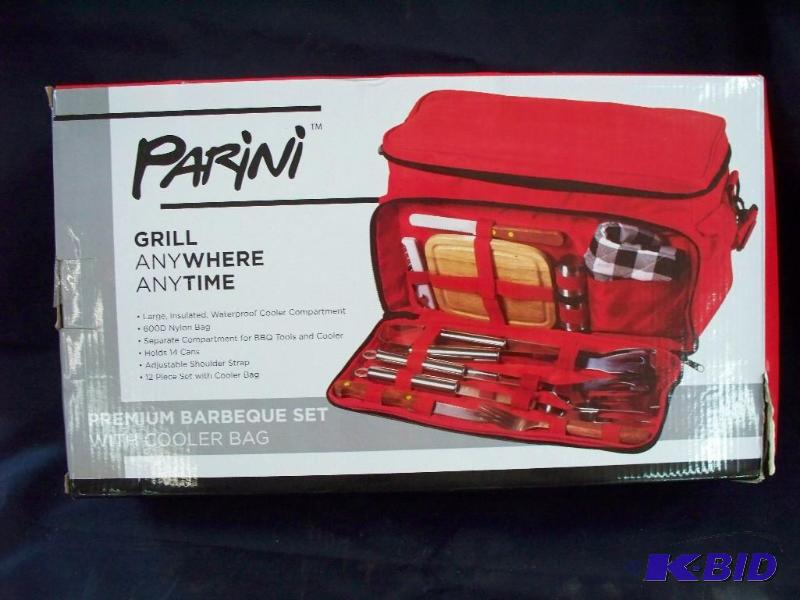 lot 38 image: Parini Premium Bar-B-Q set with cooler bag...