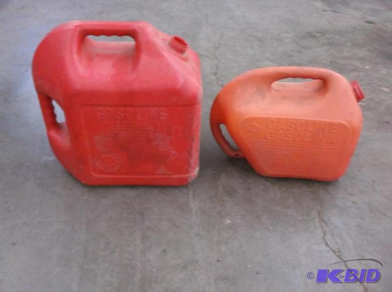lot 80 image: 2-gas cans...