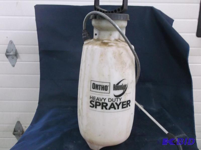 lot 83 image: Heavy Duty  Sprayer...