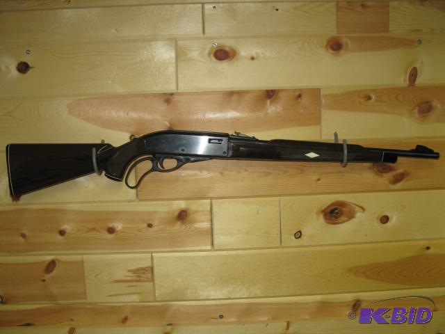 Remington Mohawk Nylon 76 rifle