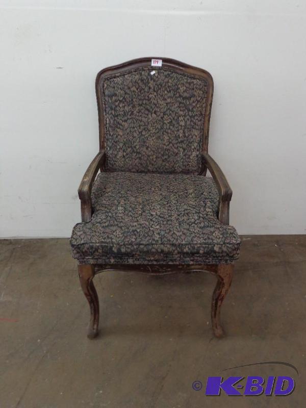lot 119 image: Chair wArmrest  Cushion on Supported Ba...