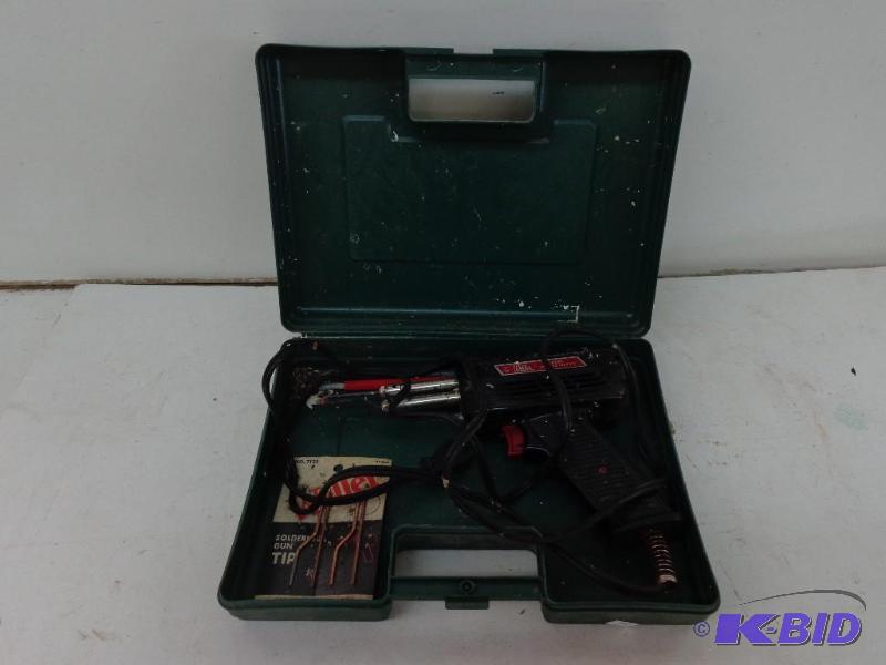 lot 133 image: Weller 8200 Soldering Gun Model 8200 100140 ...
