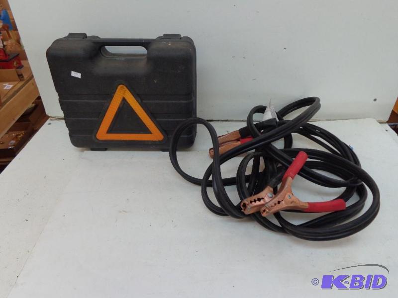lot 139 image: Jumper Cables and Portable Air Compressor Jum...