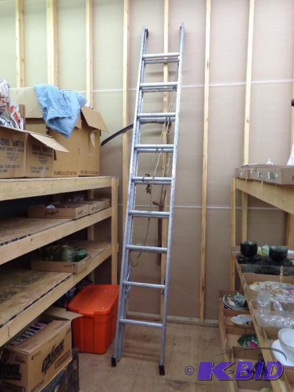 lot 152 image: 20 Aluminum Extension&nbspLadder #1320 15&q...
