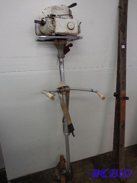 lot 164 image: Brush Wacker Large Brush Cutter With Metal Cu...