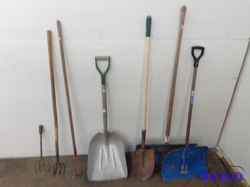 lot 33 image: 3 Snow Shovels, 1 Spade Shovel, Garden Rake, ...