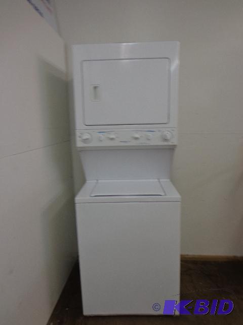 lot 5 image: Frigidaire Washer and Dryer Combination Super...