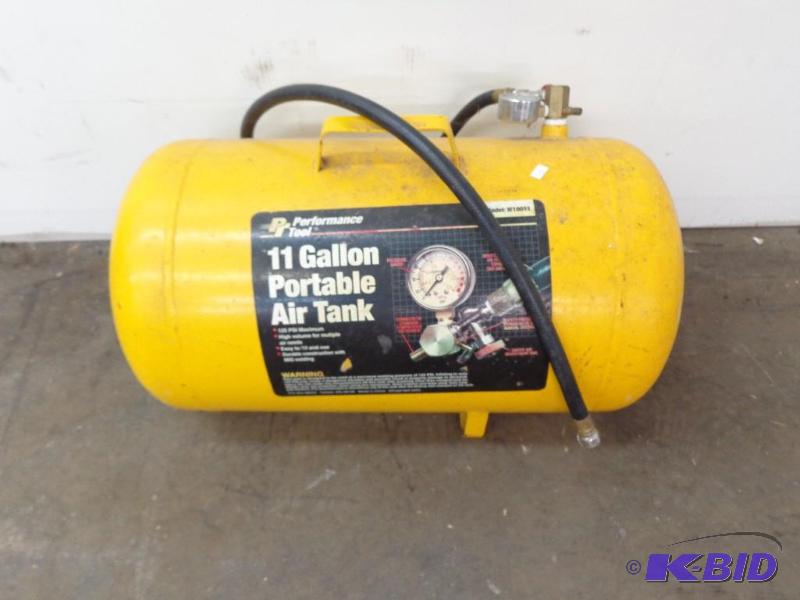 lot 68 image: Portable Air Tank Performance Tool 11 Gallon ...