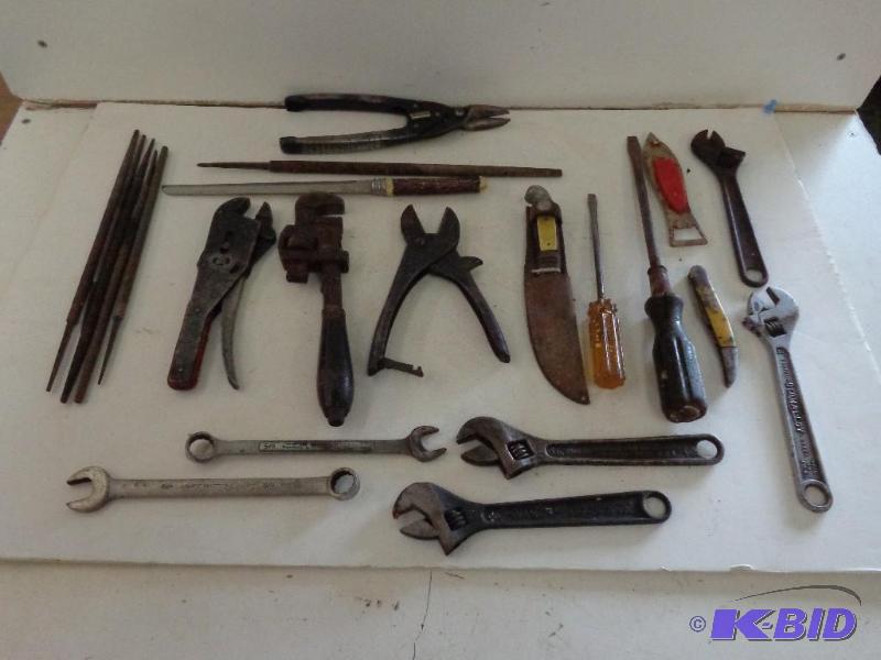 lot 85 image: Various Selection of Tools Standard Screw Dri...