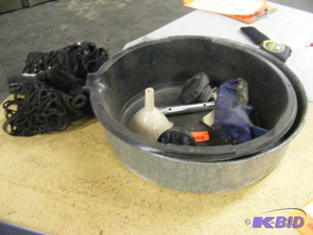 2 Oil Pans, Gas Caps, Storage Net, funnel...
