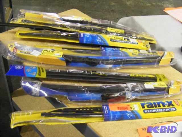 10 wiper blades, all different sizes and kind...