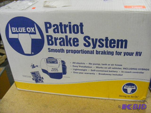 Blue Ox Patriot Brake System, brand new. Smoo...
