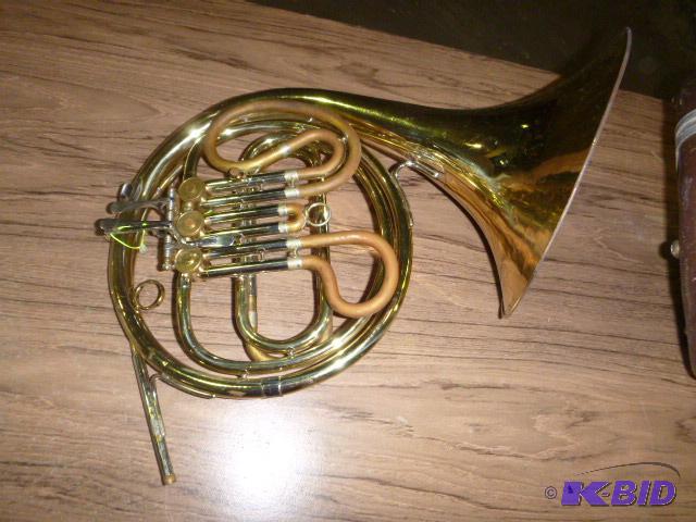 lot 12 image: FE Olds&nbspFrench Horn with Case No mouth p...