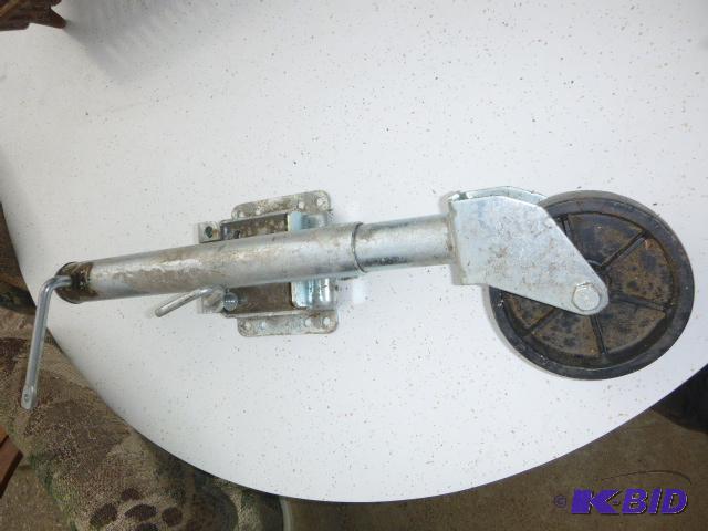 lot 142 image: Trailer Jack Missing handle....