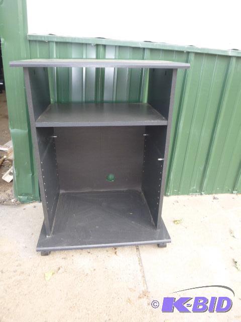 lot 166 image: Microwave Cart on Casters...