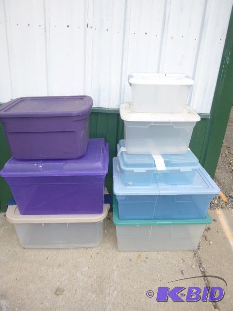 lot 185 image: 8 Totes with Lids...