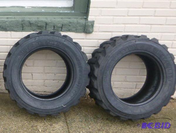 lot 2 image: 2 New Road Guider Super Traction Tires Hi Sta...