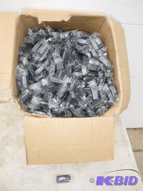 lot 205 image: Large Lot of Smart Cell Clips...