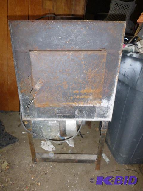 lot 210 image: Wood Burning Stove With blower and fire brick...