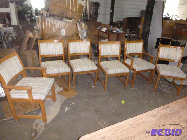 lot 39 image: 6 Padded Chairs...