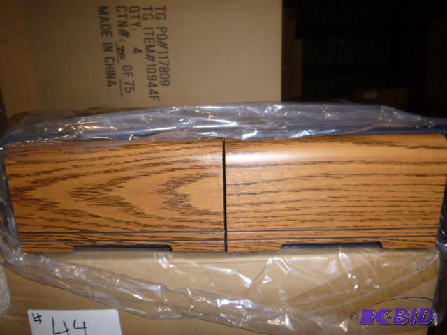 lot 45 image: 32 NEW VHS Tape Holders...